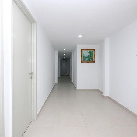 Oyo 44043 First Garden Hotel Kuantan Exterior foto