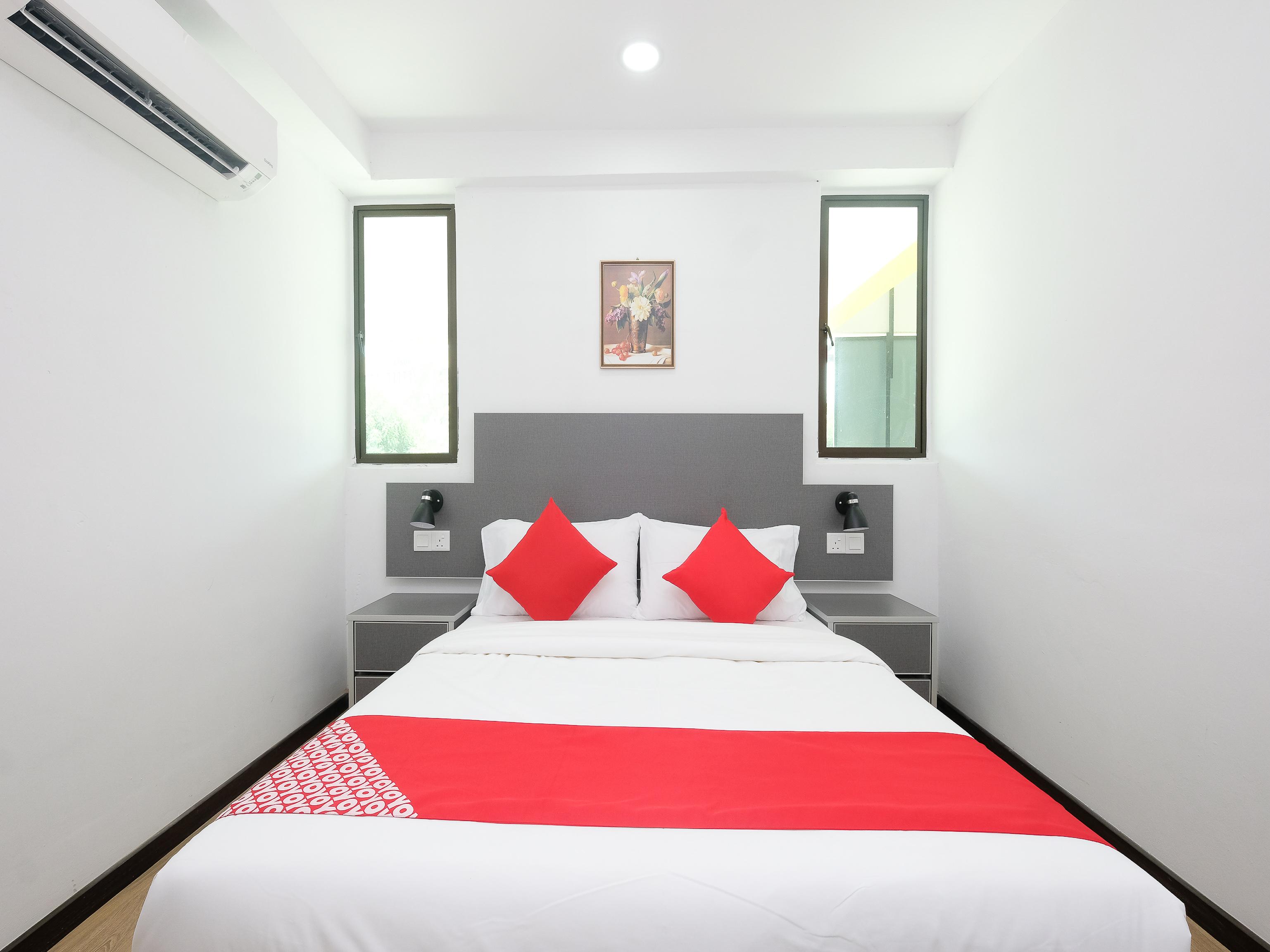 Oyo 44043 First Garden Hotel Kuantan Exterior foto